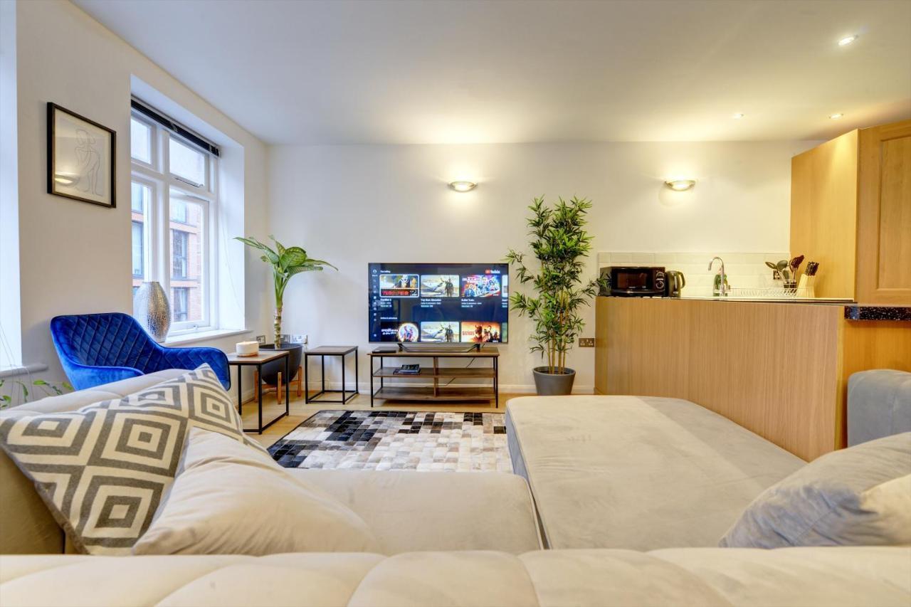 City Centre, 2 Bedroom, Secured Parking, 3 King Bed, Wifi Sleep 6 Guest Comfortable On Three King Size Beds, Jewellery Quarter , Birmingham City Centre , Allocated Secured Parking Ngoại thất bức ảnh