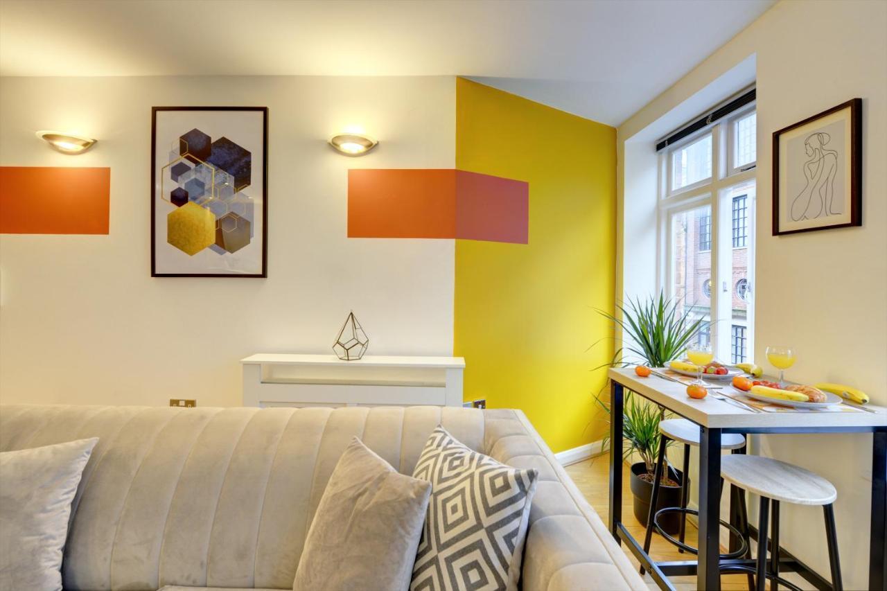 City Centre, 2 Bedroom, Secured Parking, 3 King Bed, Wifi Sleep 6 Guest Comfortable On Three King Size Beds, Jewellery Quarter , Birmingham City Centre , Allocated Secured Parking Ngoại thất bức ảnh