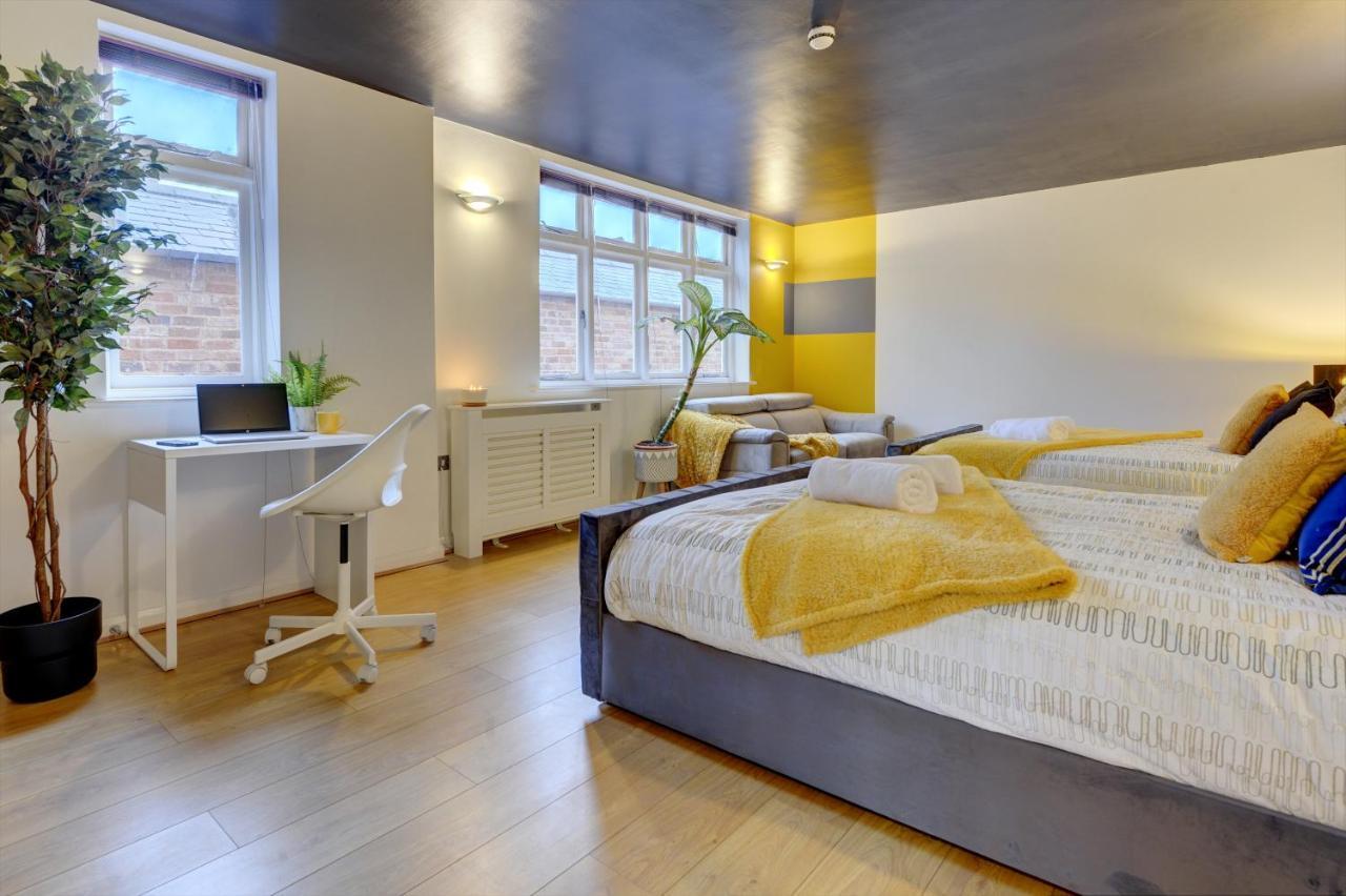 City Centre, 2 Bedroom, Secured Parking, 3 King Bed, Wifi Sleep 6 Guest Comfortable On Three King Size Beds, Jewellery Quarter , Birmingham City Centre , Allocated Secured Parking Ngoại thất bức ảnh