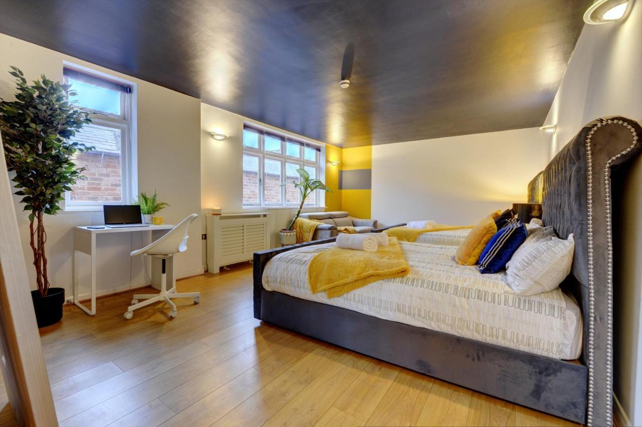 City Centre, 2 Bedroom, Secured Parking, 3 King Bed, Wifi Sleep 6 Guest Comfortable On Three King Size Beds, Jewellery Quarter , Birmingham City Centre , Allocated Secured Parking Ngoại thất bức ảnh