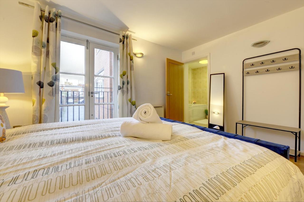 City Centre, 2 Bedroom, Secured Parking, 3 King Bed, Wifi Sleep 6 Guest Comfortable On Three King Size Beds, Jewellery Quarter , Birmingham City Centre , Allocated Secured Parking Ngoại thất bức ảnh