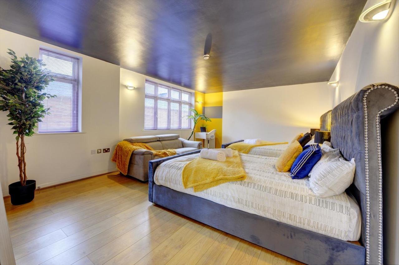 City Centre, 2 Bedroom, Secured Parking, 3 King Bed, Wifi Sleep 6 Guest Comfortable On Three King Size Beds, Jewellery Quarter , Birmingham City Centre , Allocated Secured Parking Ngoại thất bức ảnh