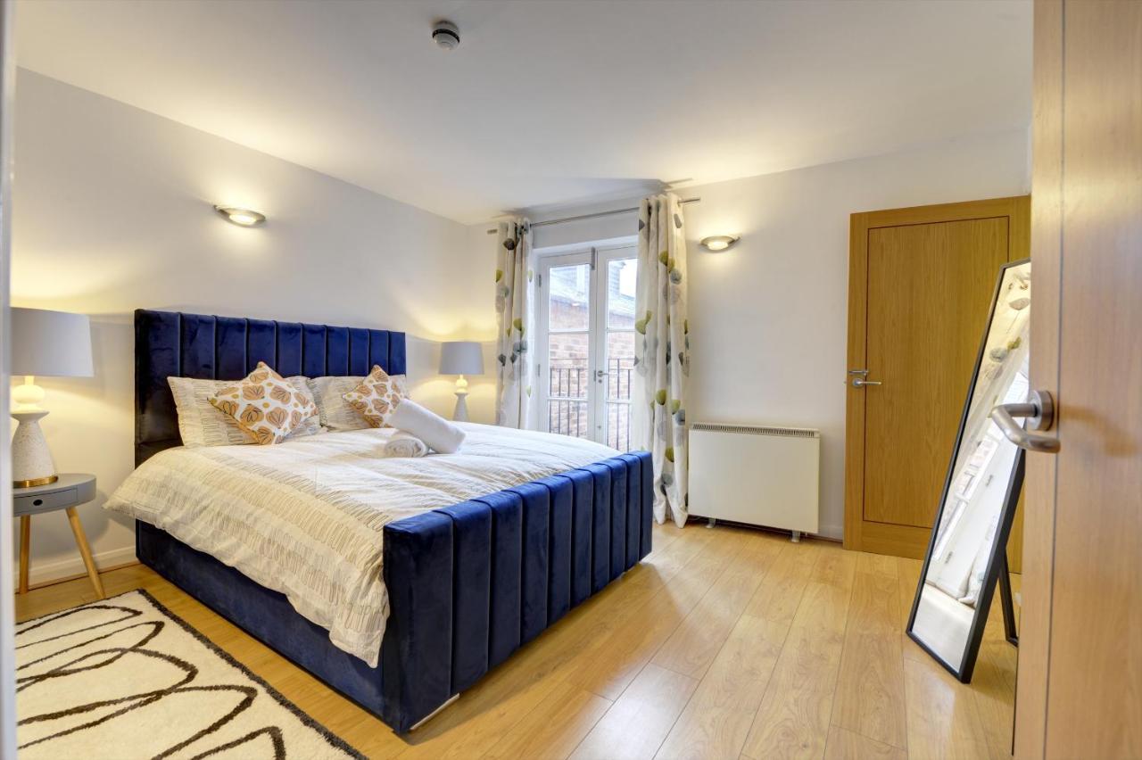City Centre, 2 Bedroom, Secured Parking, 3 King Bed, Wifi Sleep 6 Guest Comfortable On Three King Size Beds, Jewellery Quarter , Birmingham City Centre , Allocated Secured Parking Ngoại thất bức ảnh