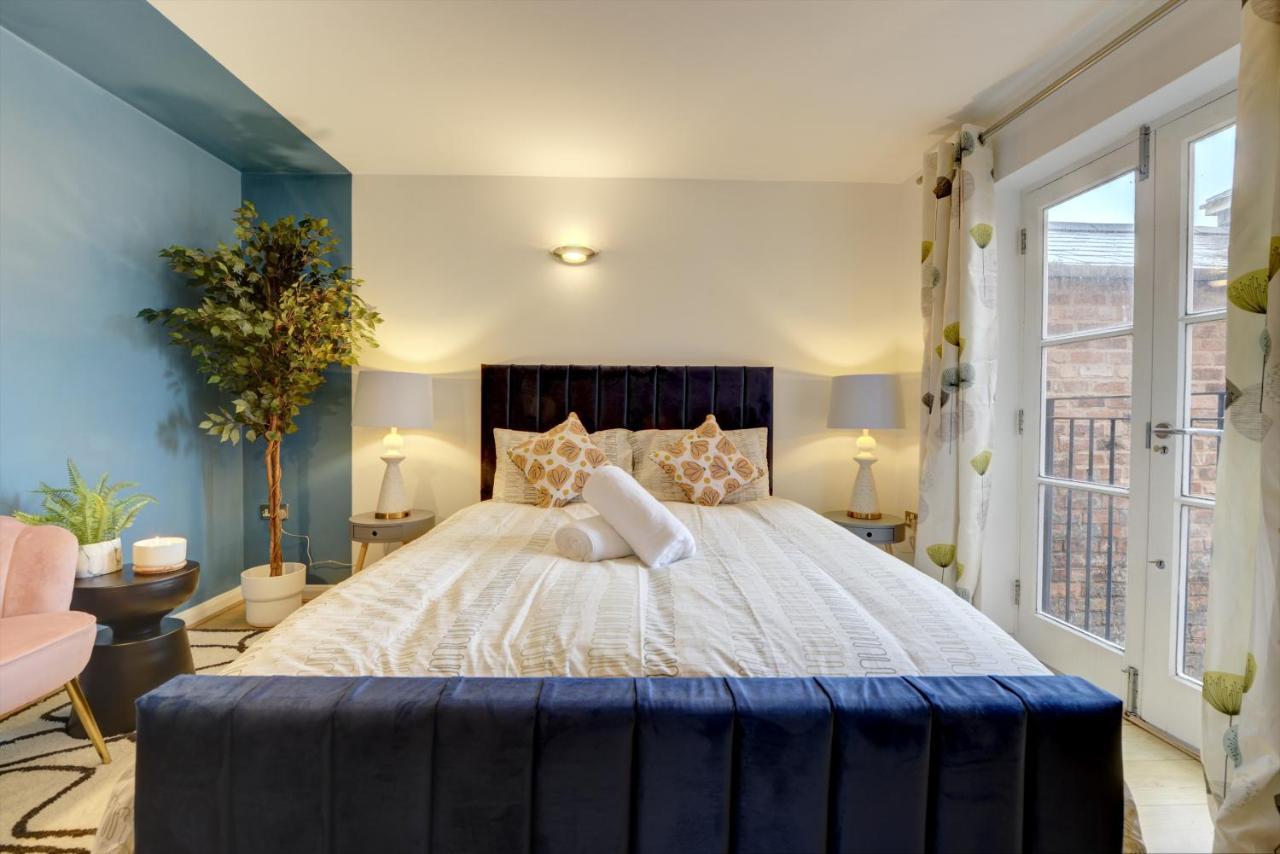 City Centre, 2 Bedroom, Secured Parking, 3 King Bed, Wifi Sleep 6 Guest Comfortable On Three King Size Beds, Jewellery Quarter , Birmingham City Centre , Allocated Secured Parking Ngoại thất bức ảnh