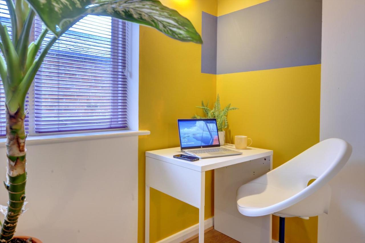 City Centre, 2 Bedroom, Secured Parking, 3 King Bed, Wifi Sleep 6 Guest Comfortable On Three King Size Beds, Jewellery Quarter , Birmingham City Centre , Allocated Secured Parking Ngoại thất bức ảnh