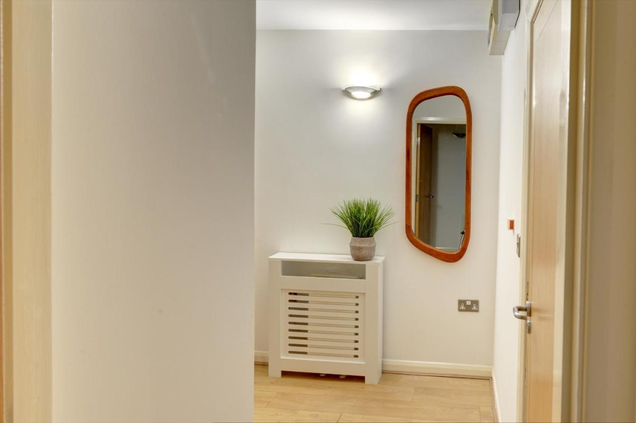 City Centre, 2 Bedroom, Secured Parking, 3 King Bed, Wifi Sleep 6 Guest Comfortable On Three King Size Beds, Jewellery Quarter , Birmingham City Centre , Allocated Secured Parking Ngoại thất bức ảnh
