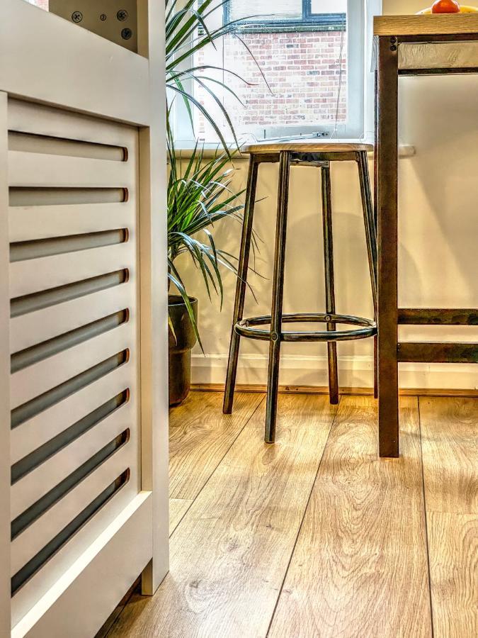 City Centre, 2 Bedroom, Secured Parking, 3 King Bed, Wifi Sleep 6 Guest Comfortable On Three King Size Beds, Jewellery Quarter , Birmingham City Centre , Allocated Secured Parking Ngoại thất bức ảnh