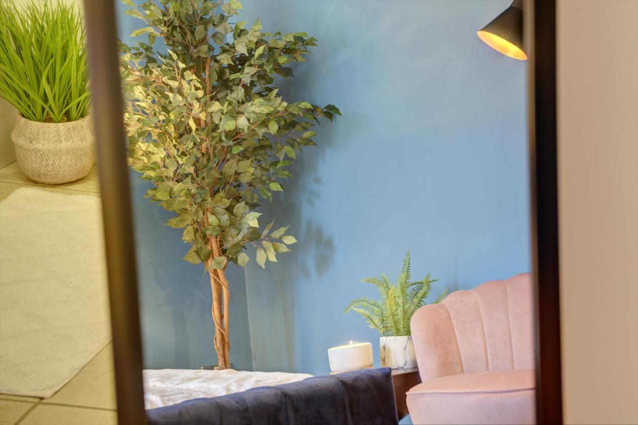City Centre, 2 Bedroom, Secured Parking, 3 King Bed, Wifi Sleep 6 Guest Comfortable On Three King Size Beds, Jewellery Quarter , Birmingham City Centre , Allocated Secured Parking Ngoại thất bức ảnh