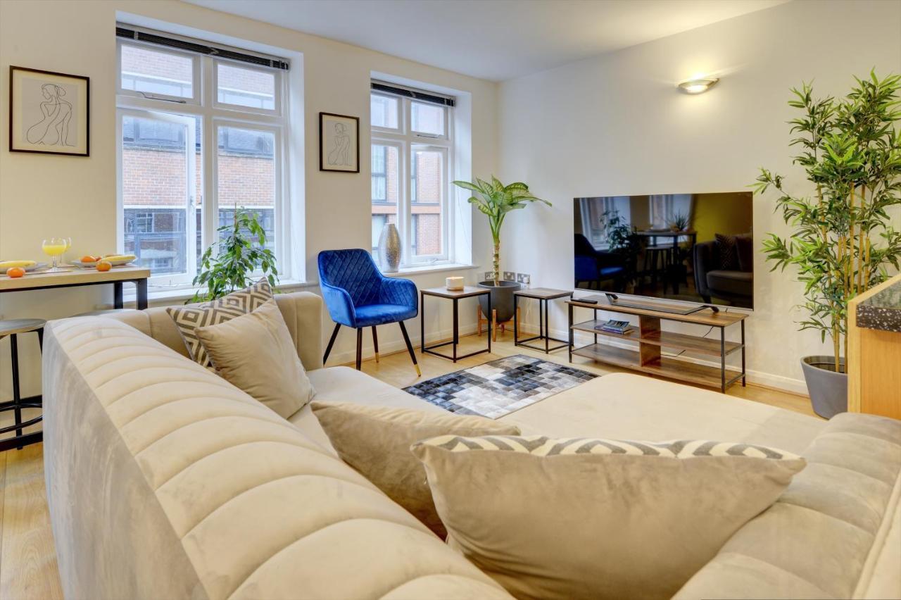 City Centre, 2 Bedroom, Secured Parking, 3 King Bed, Wifi Sleep 6 Guest Comfortable On Three King Size Beds, Jewellery Quarter , Birmingham City Centre , Allocated Secured Parking Ngoại thất bức ảnh